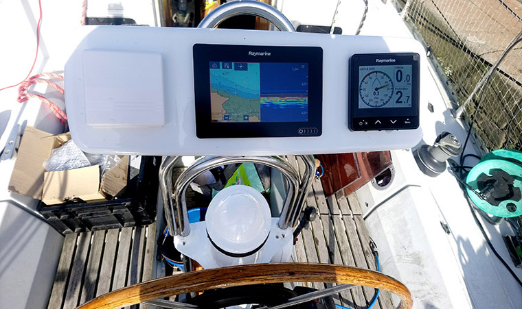 3 cockpit